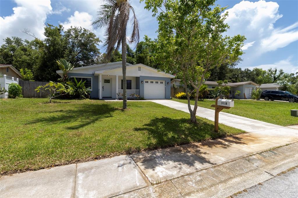 3018 19th Place Southwest Largo, FL 33774 - Photo 2 of 31