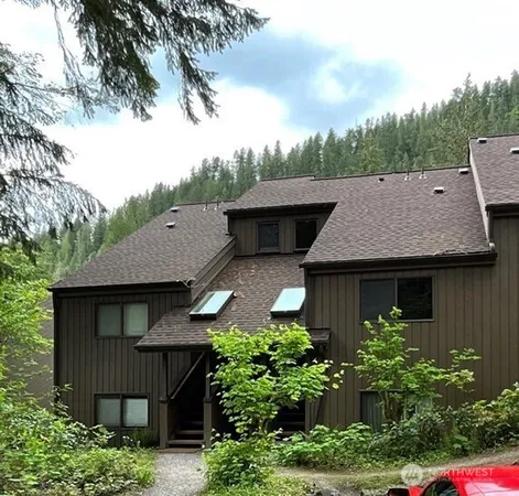 $225,000 | 10500 Mt Baker Highway, Unit 1003, Glacier, WA 98244