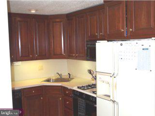 997 Grant Road Folcroft, PA 19032 - Photo 4 of 5 Gallery Image 4