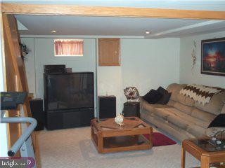 997 Grant Road Folcroft, PA 19032 - Photo 5 of 5 Gallery Image 5