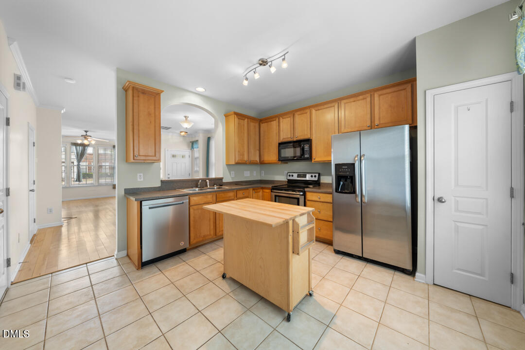 7831 Silverthread Lane Raleigh, NC 27617 - Photo 14 of 24 DSC09795
