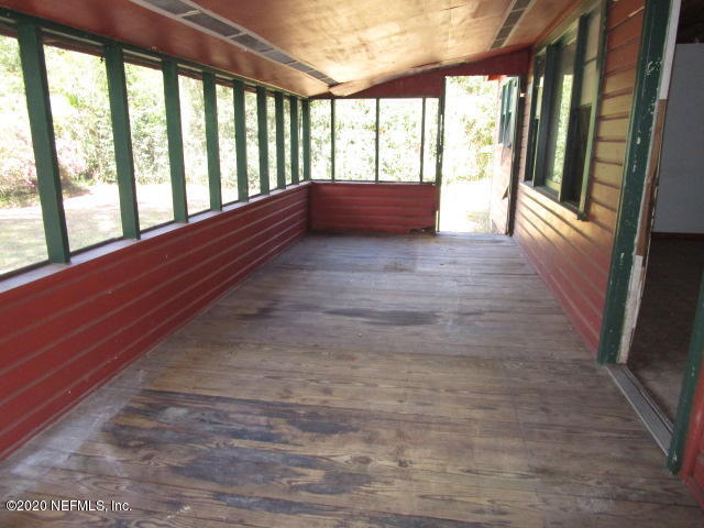 97476 Chester River Road Yulee, FL 32097 - Photo 10 of 12 a view of entryway