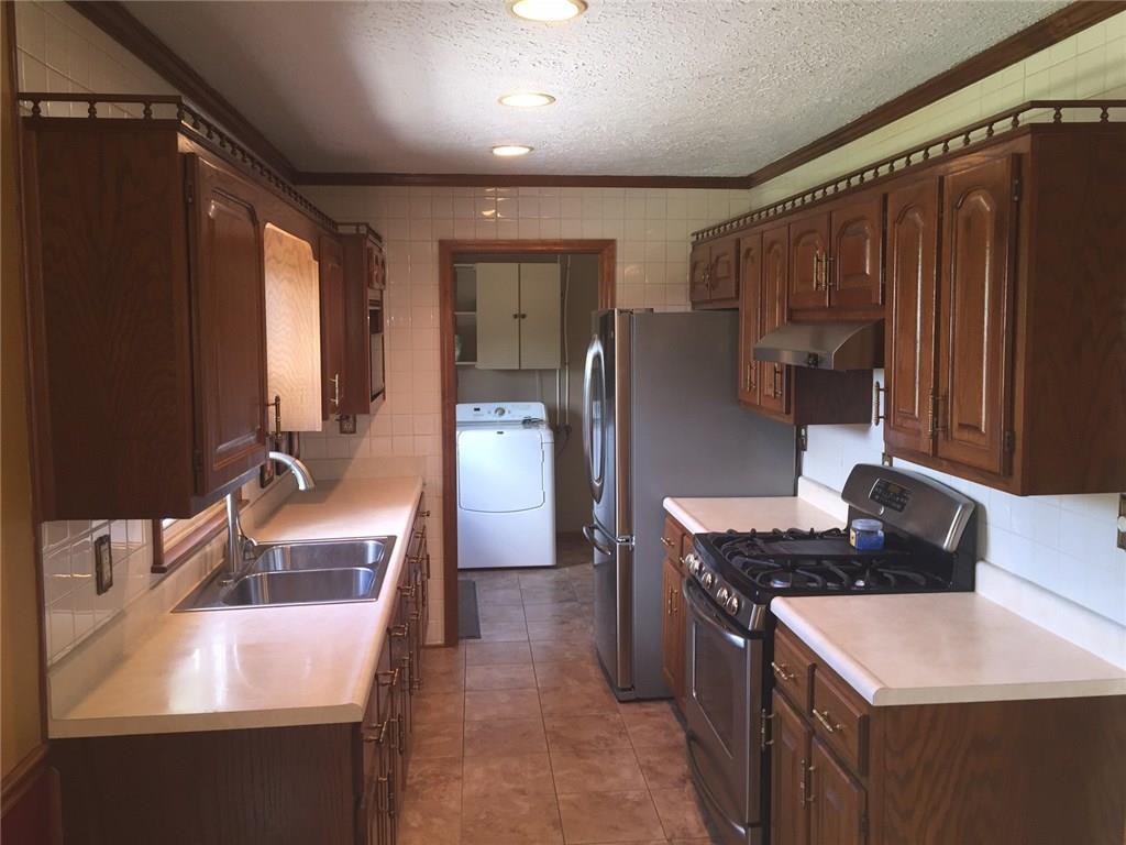 1998 Lochry Road Franklin, IN 46131 - Photo 14 of 17 Gallery Image 14