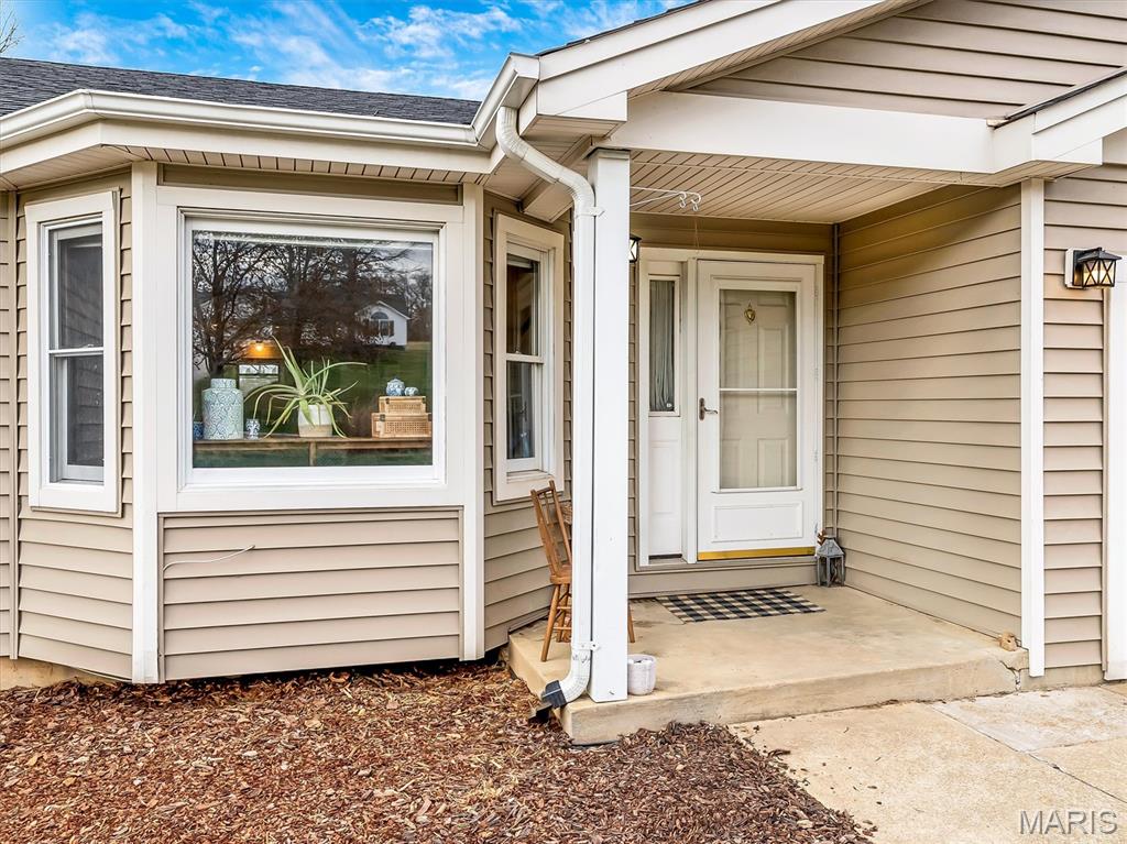 2725 Fantasy Lane Villa Ridge, MO 63089 - Photo 4 of 38