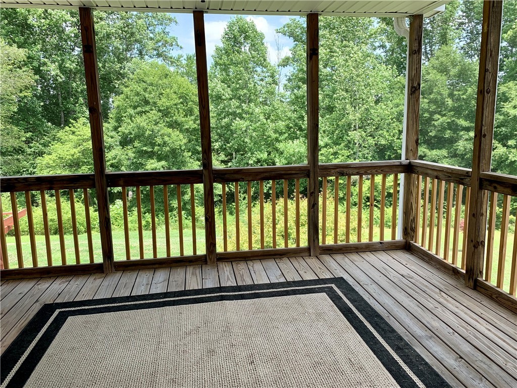109 Ridgecrest Drive West Union, SC 29696 - Photo 12 of 42 Gallery Image 12