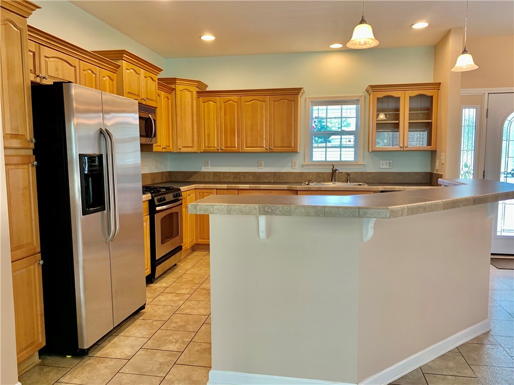 109 Ridgecrest Drive West Union, SC 29696 - Photo 4 of 42 Gallery Image 4