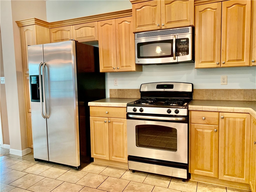109 Ridgecrest Drive West Union, SC 29696 - Photo 6 of 42 Gallery Image 6