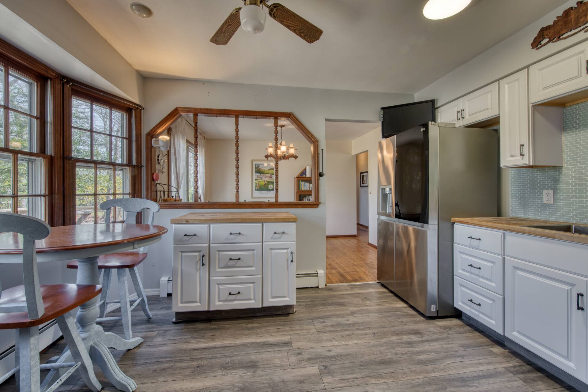 16 Yale Drive Hampton Bays, NY 11946 - Photo 4 of 12