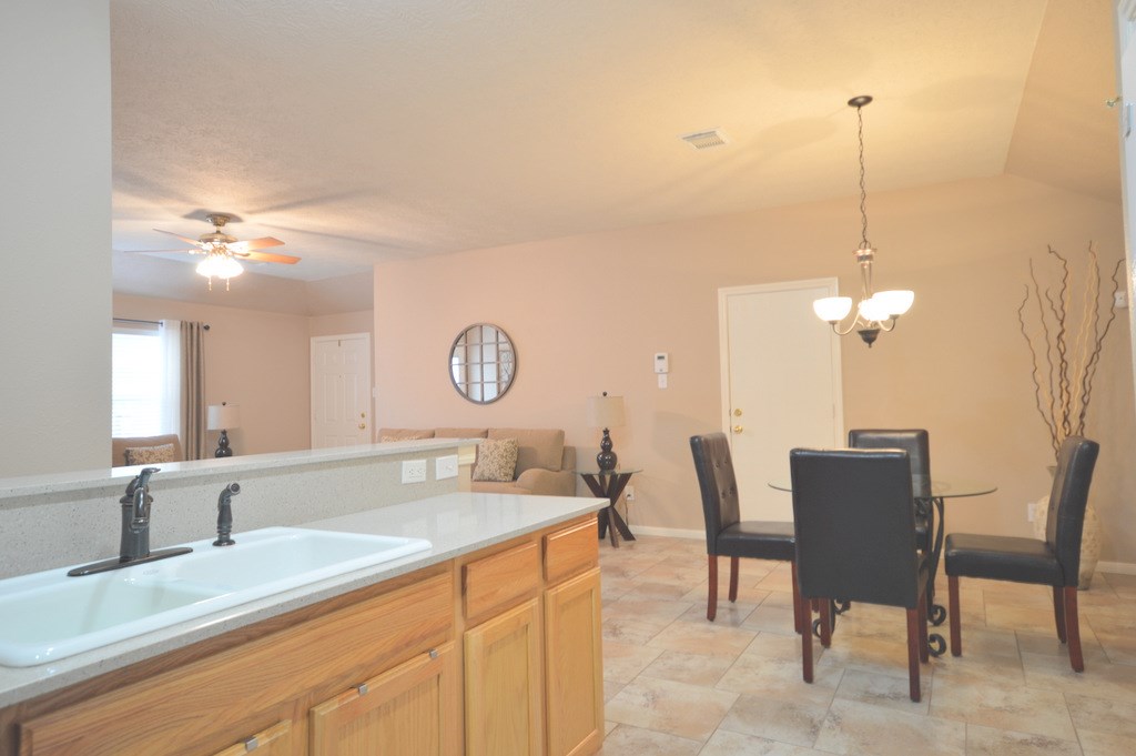 2627 Spring Dusk Drive Spring, TX 77373 - Photo 9 of 24