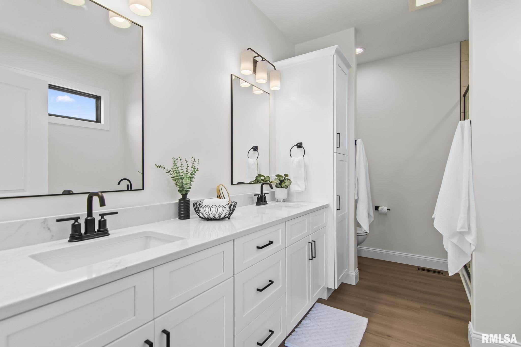 421 Sundown Lane Chatham, IL 62629 - Photo 18 of 34