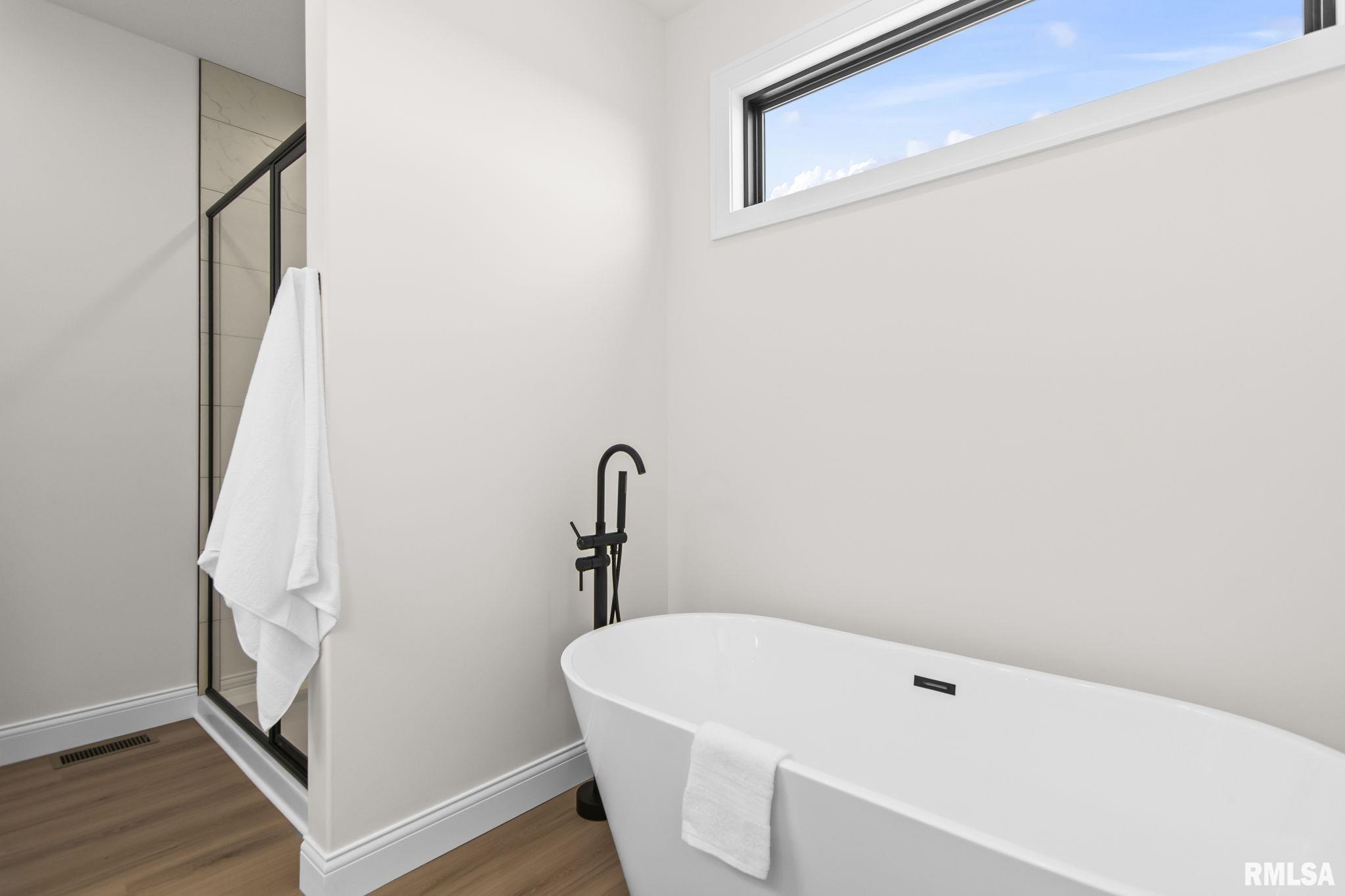 421 Sundown Lane Chatham, IL 62629 - Photo 19 of 34