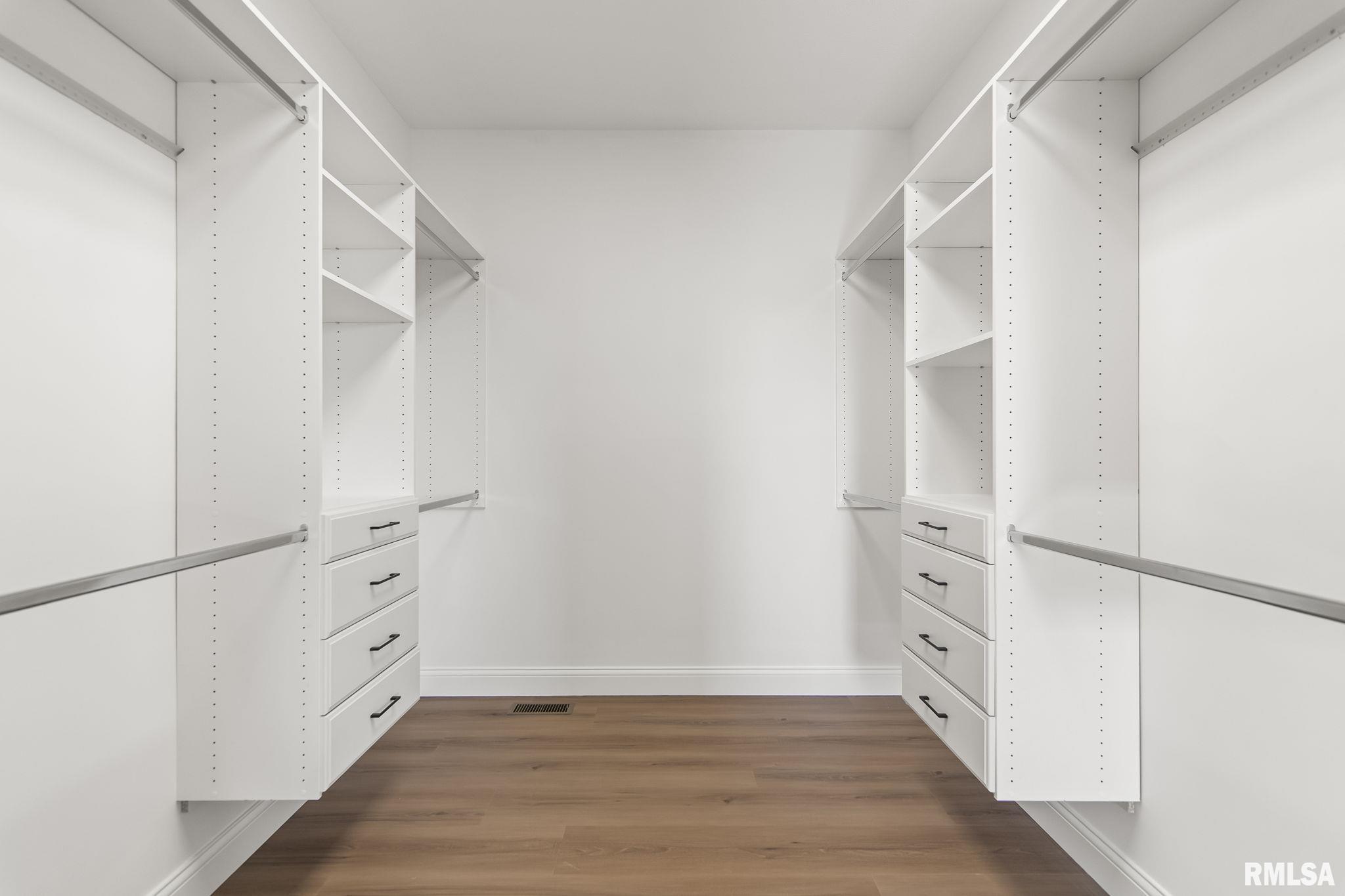 421 Sundown Lane Chatham, IL 62629 - Photo 21 of 34