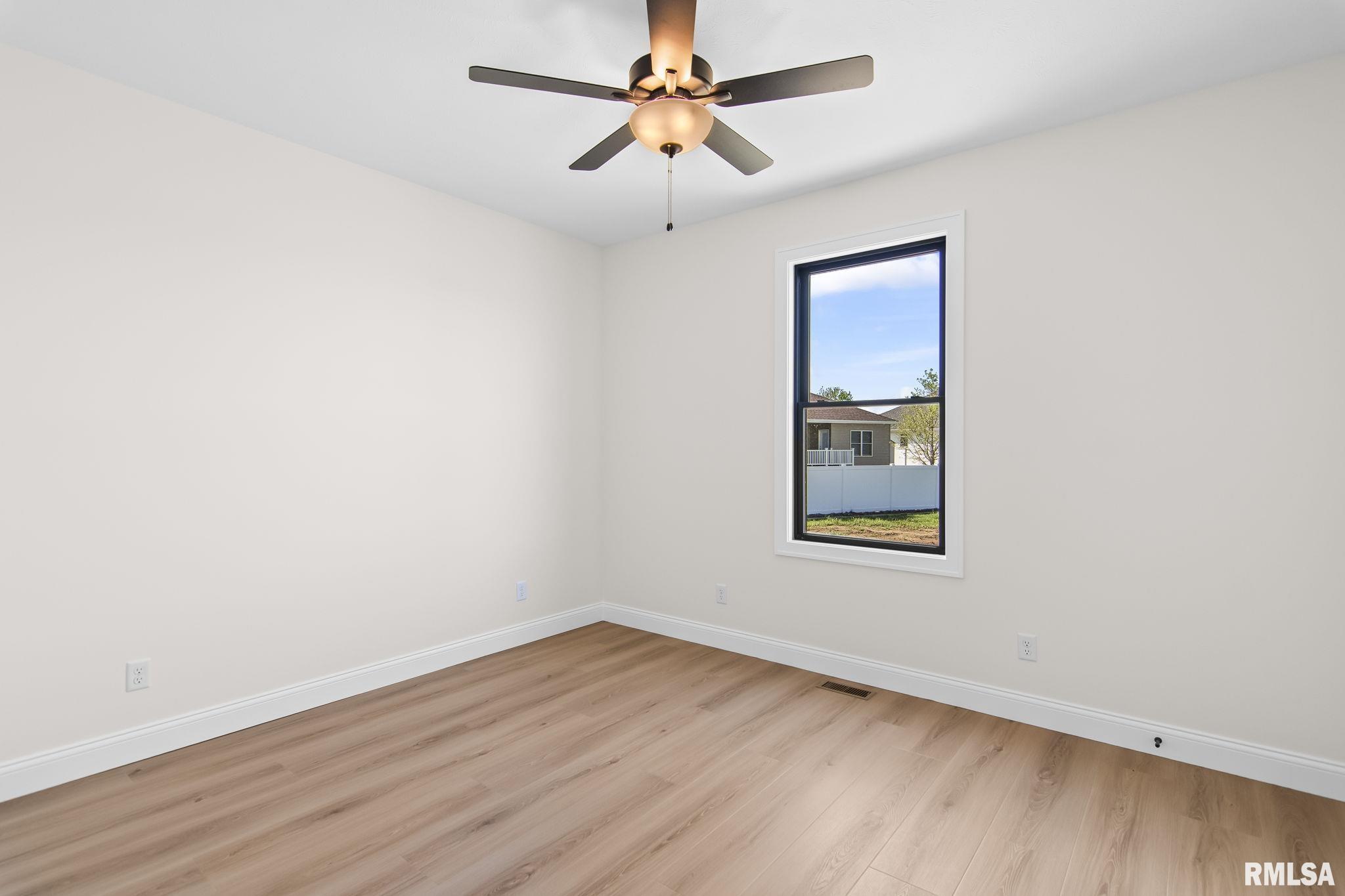 421 Sundown Lane Chatham, IL 62629 - Photo 22 of 34