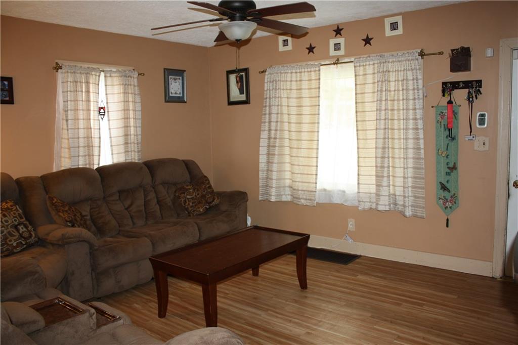 795 Evergreen Road Leechburg, PA 15656 - Photo 3 of 13 Gallery Image 3