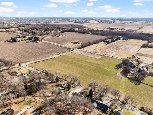 $399,900 | 5840 Madsen Circle, Oregon, WI 53575