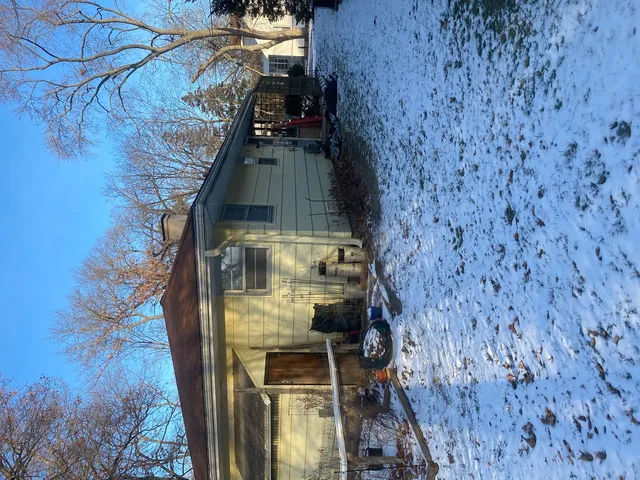 $1,950 | 156 Park Place, Grayslake, IL 60030