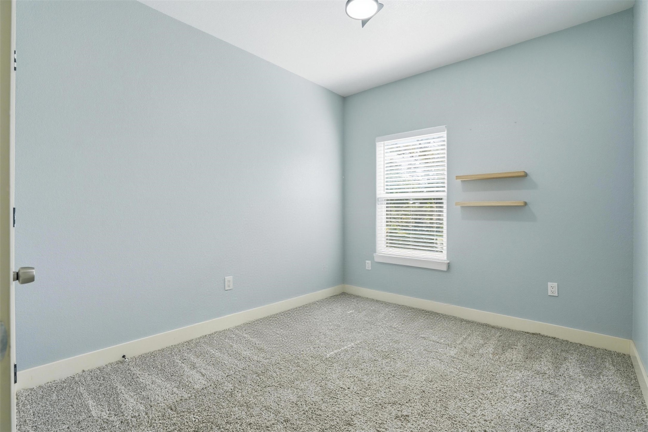 9319 Seeker Street Houston, TX 77028 - Photo 18 of 23