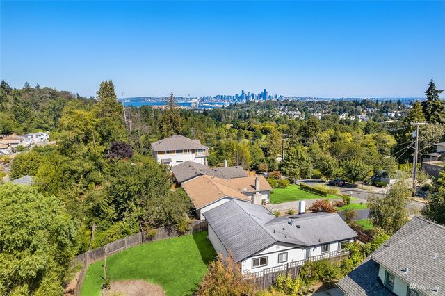 a view of a terrace with sitting area