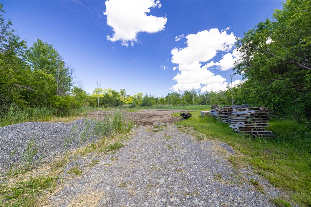 1652 Manitou Road Greece, NY 14626 - Photo 20 of 24