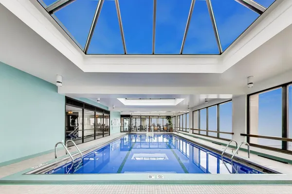 $495,000 | 360 East Randolph Street, Unit 702, Chicago, IL 60601