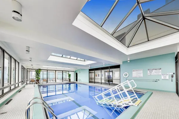 $495,000 | 360 East Randolph Street, Unit 702, Chicago, IL 60601