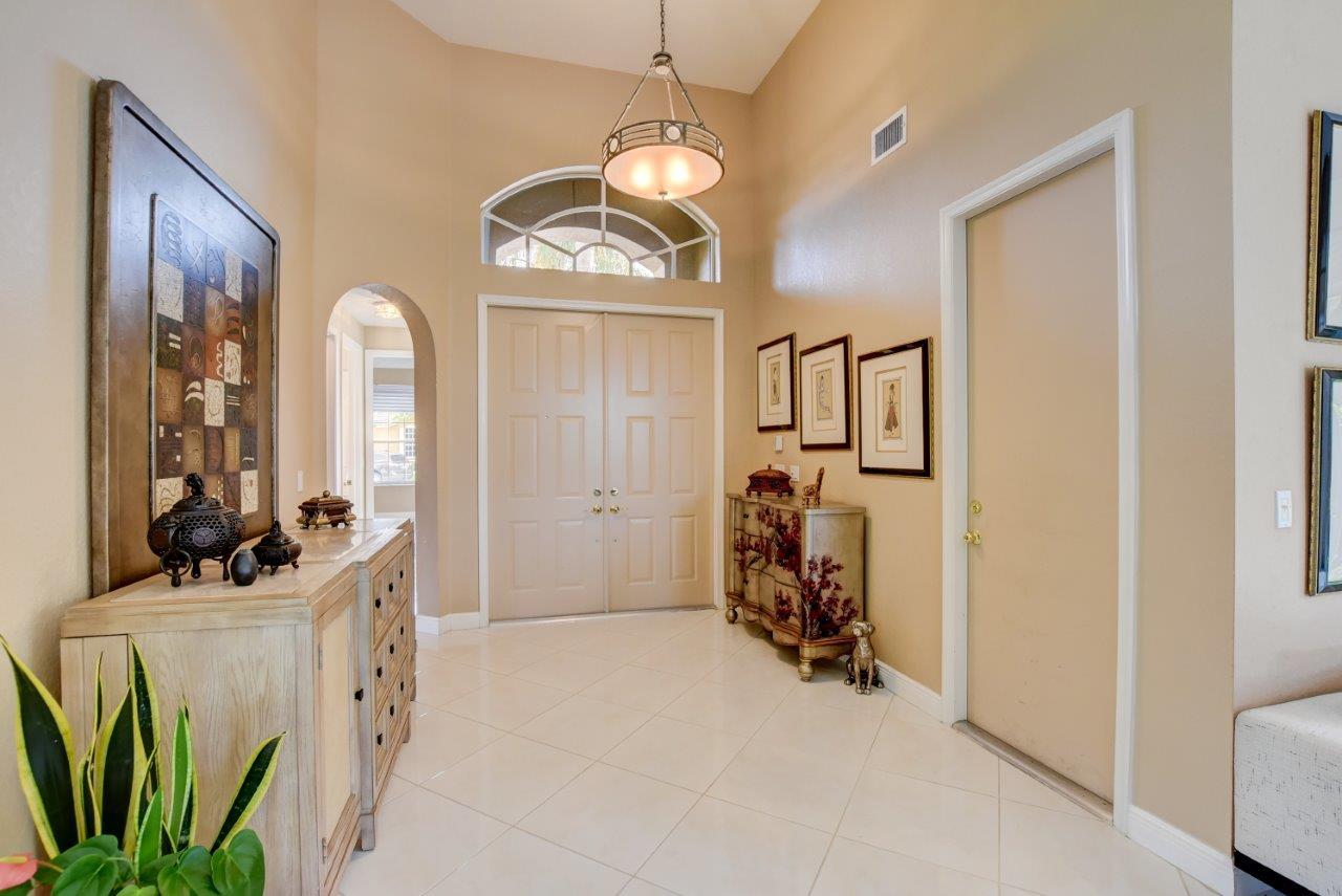 6780 Portside Drive Boca Raton, FL 33496 - Photo 5 of 38 DW 6780 Portside Dr-16