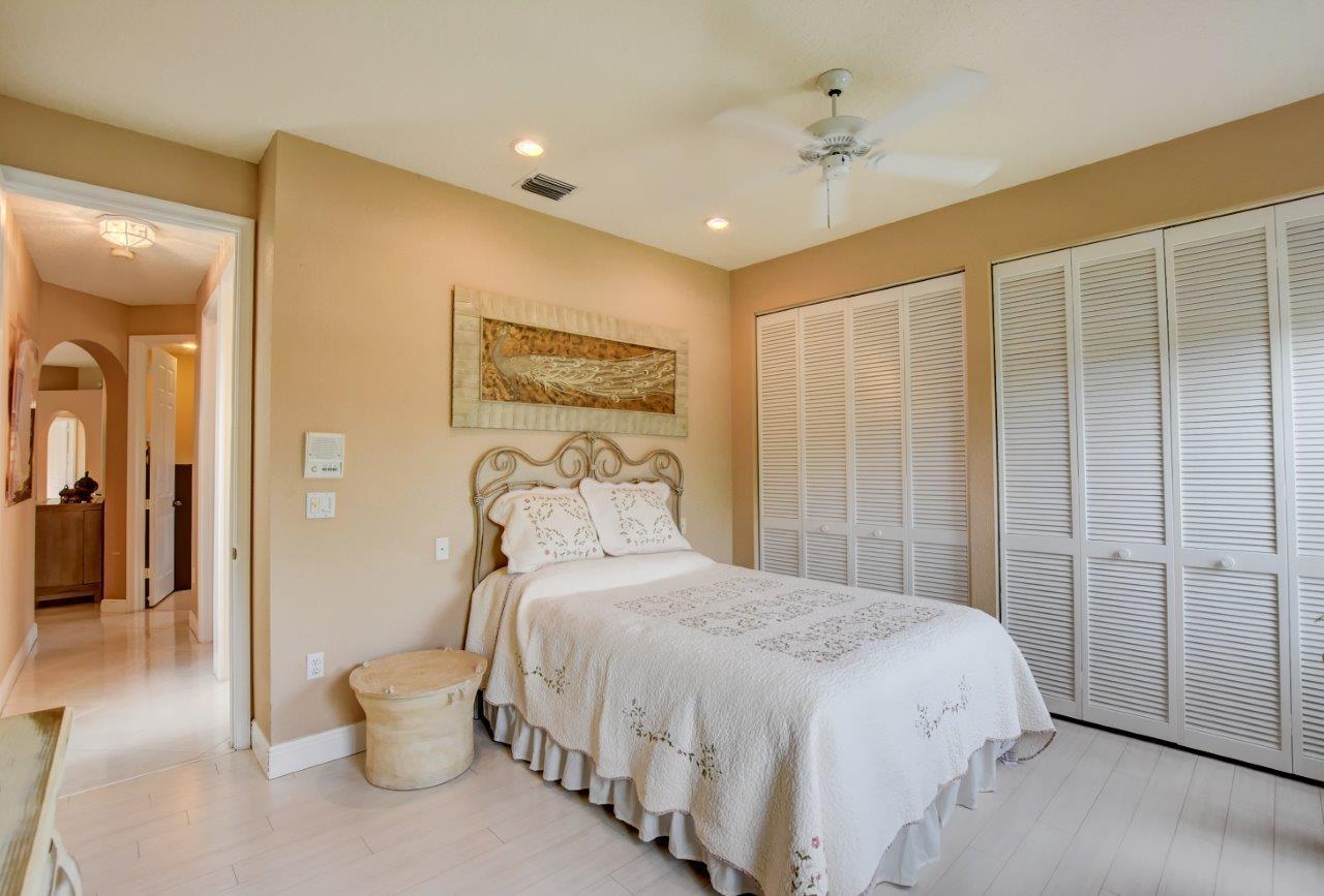 6780 Portside Drive Boca Raton, FL 33496 - Photo 7 of 38 DW 6780 Portside Dr-18