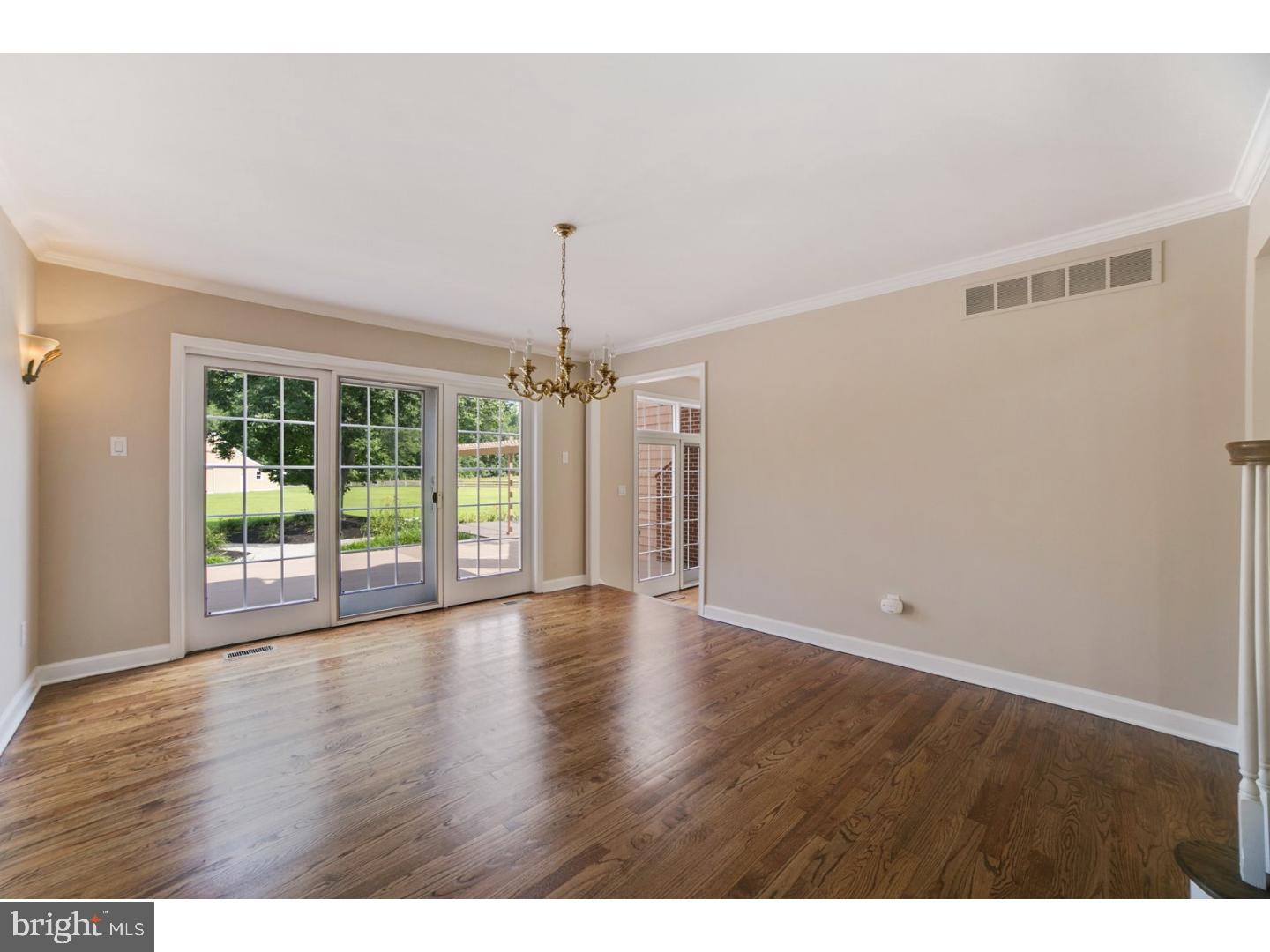 140 West Tomlin Station Road Mickleton, NJ 08056 - Photo 9 of 25 Dining Room