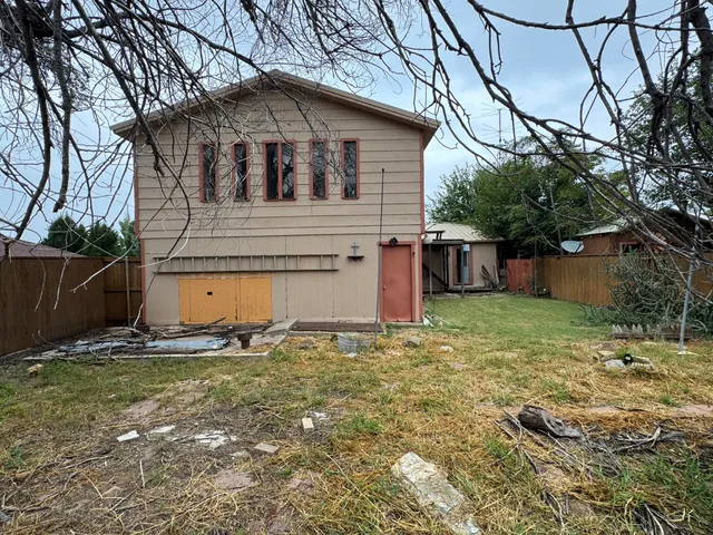 $61,000 | 108 Southeast 10th, Plainview, TX 79072