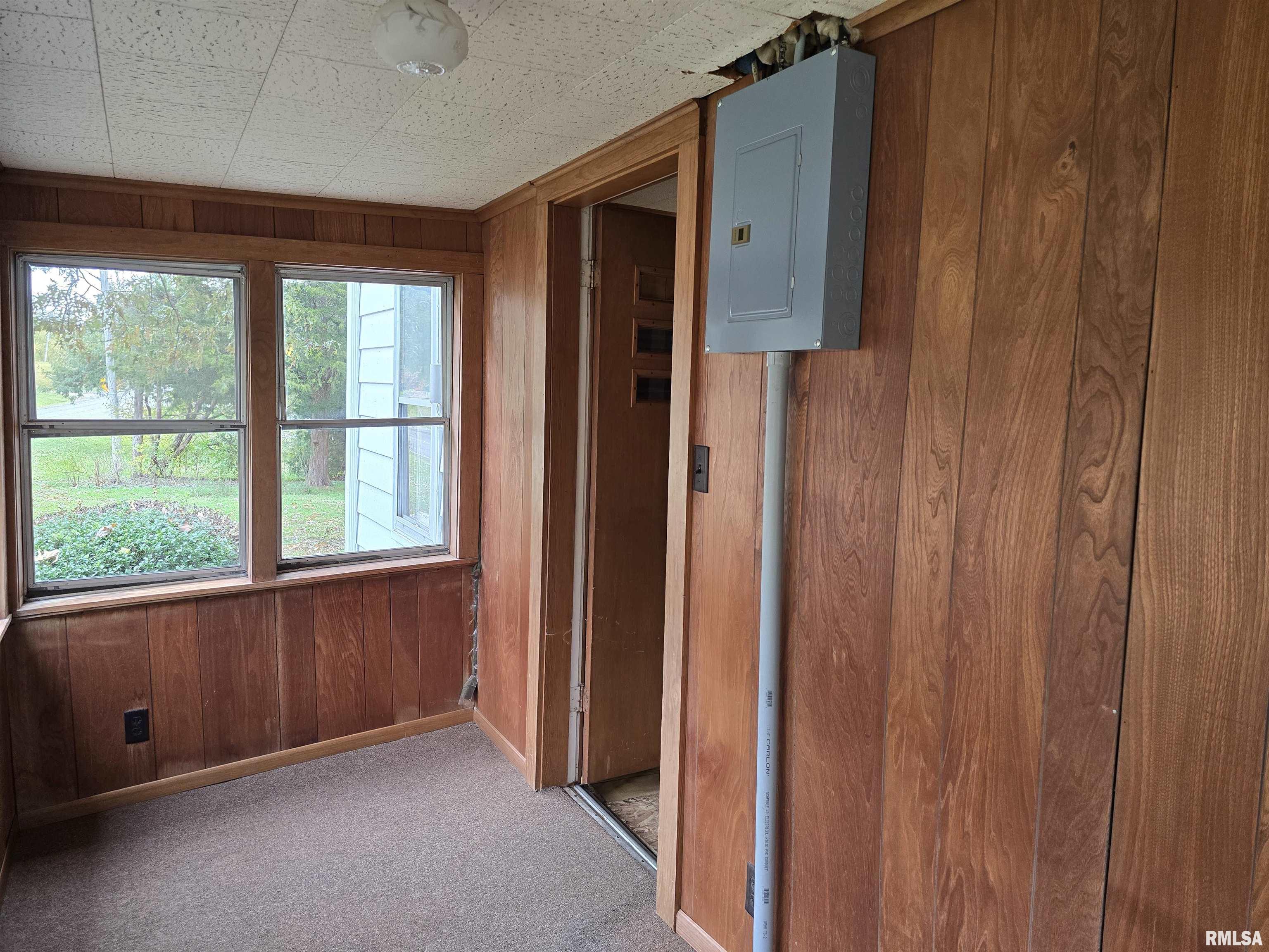 4760 Raleigh Road Eldorado, IL 62930 - Photo 8 of 19