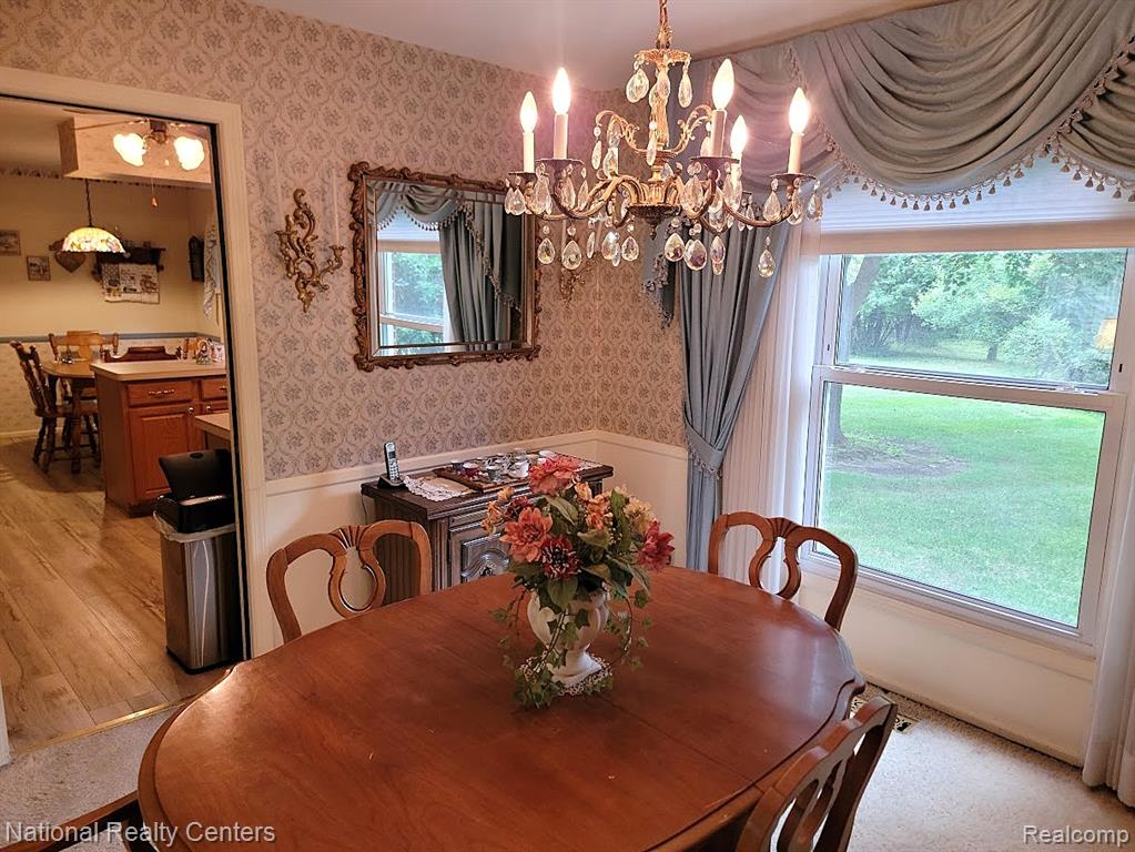 25630 Branchaster Road Farmington Hills, MI 48336 - Photo 13 of 48
