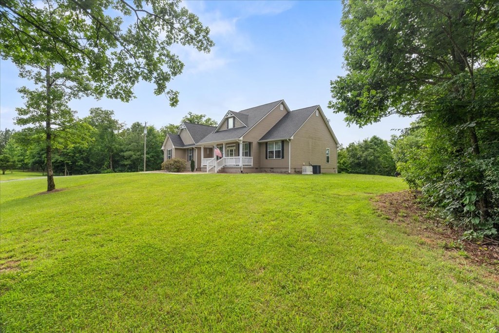 408 Cisco Way Dalton, GA 30721 - Photo 3 of 50 Gallery Image 3