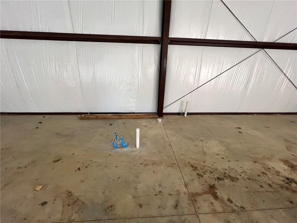 1011 Granny Hollar Road Atkins, AR 72823 - Photo 11 of 43 Gallery Image 11