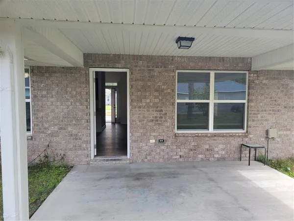 $2,200 | 25 Lindberg Lane, Palm Coast, FL 32137