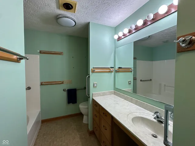 $350,000 | 1139 Brunes Boulevard, Unit 139, Brownsburg, IN 46112