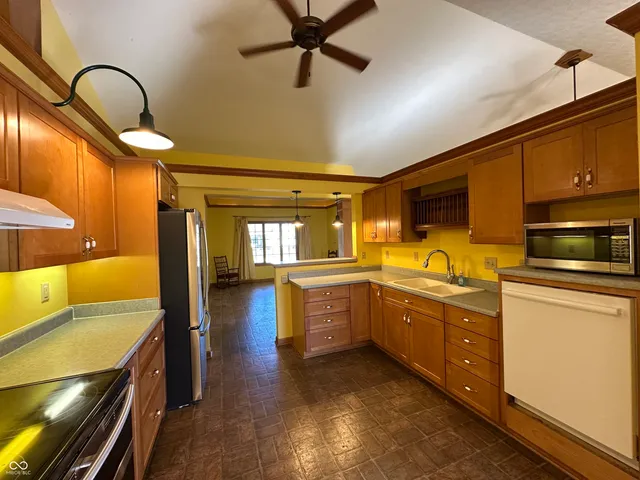 $350,000 | 1139 Brunes Boulevard, Unit 139, Brownsburg, IN 46112