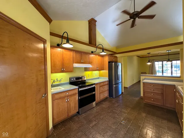 $350,000 | 1139 Brunes Boulevard, Unit 139, Brownsburg, IN 46112