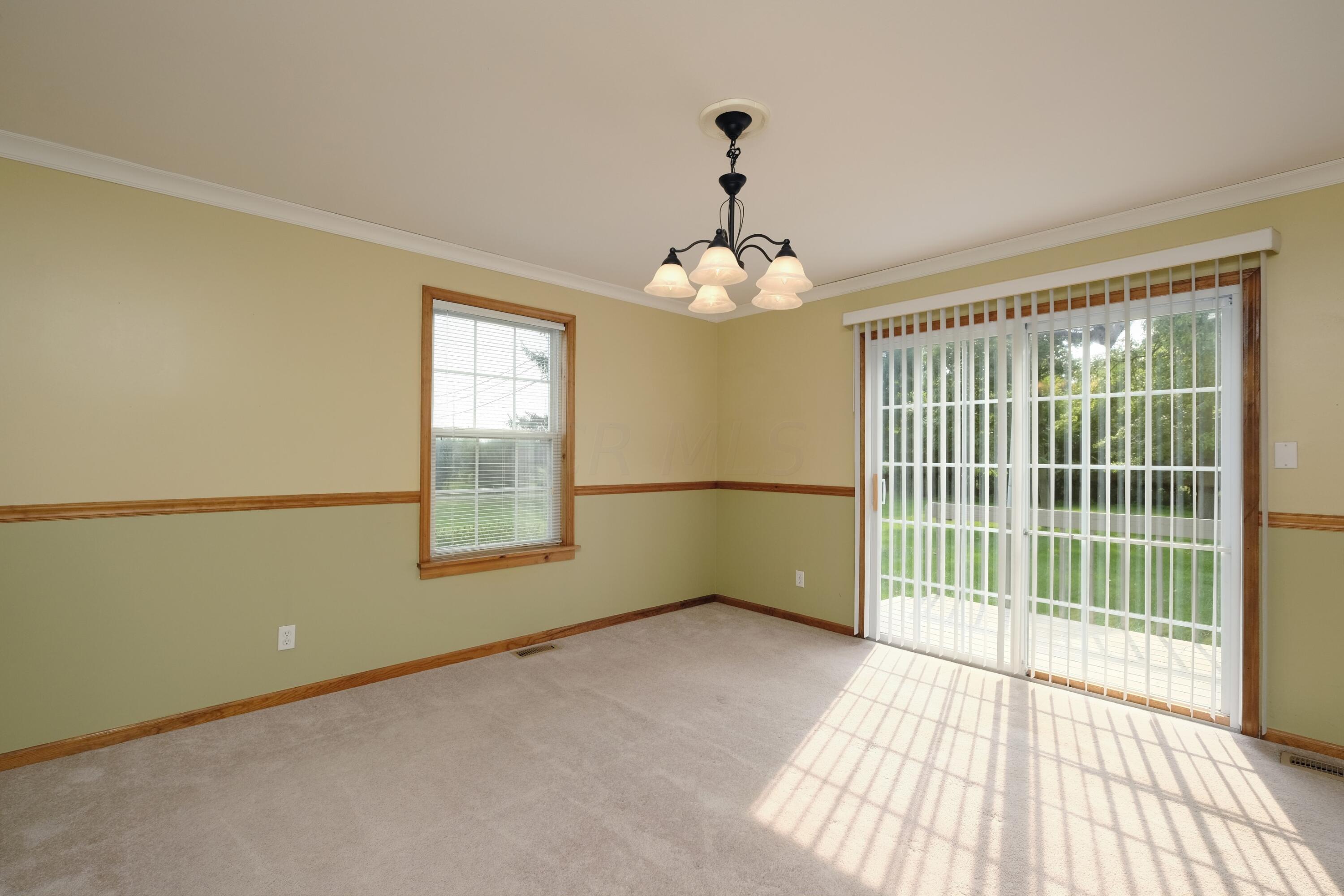 1698 Lusch Road Marion, OH 43302 - Photo 22 of 69 42 Dining Room