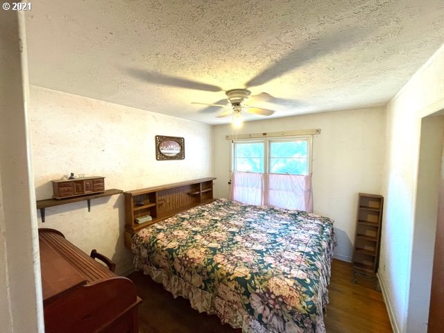 23493 Suttle Road Veneta, OR 97487 - Photo 14 of 32 Gallery Image 14