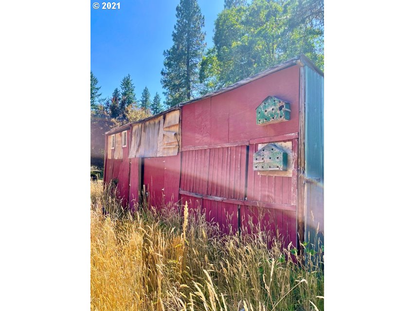 23493 Suttle Road Veneta, OR 97487 - Photo 20 of 32 Gallery Image 20