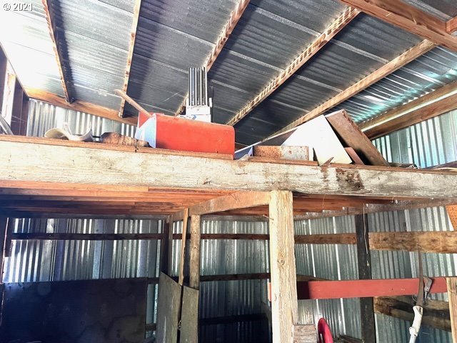 23493 Suttle Road Veneta, OR 97487 - Photo 22 of 32 Gallery Image 22