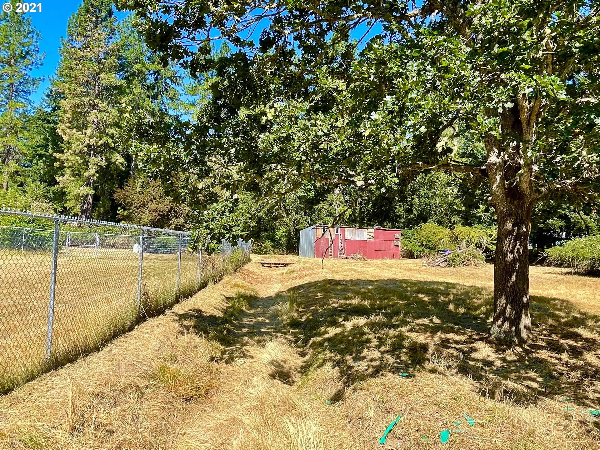 23493 Suttle Road Veneta, OR 97487 - Photo 29 of 32 Gallery Image 29