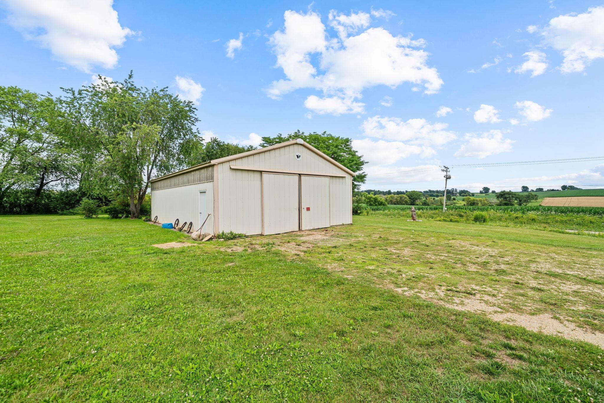 8974 North Pecatonica Road Pecatonica, IL 61063 - Photo 30 of 34