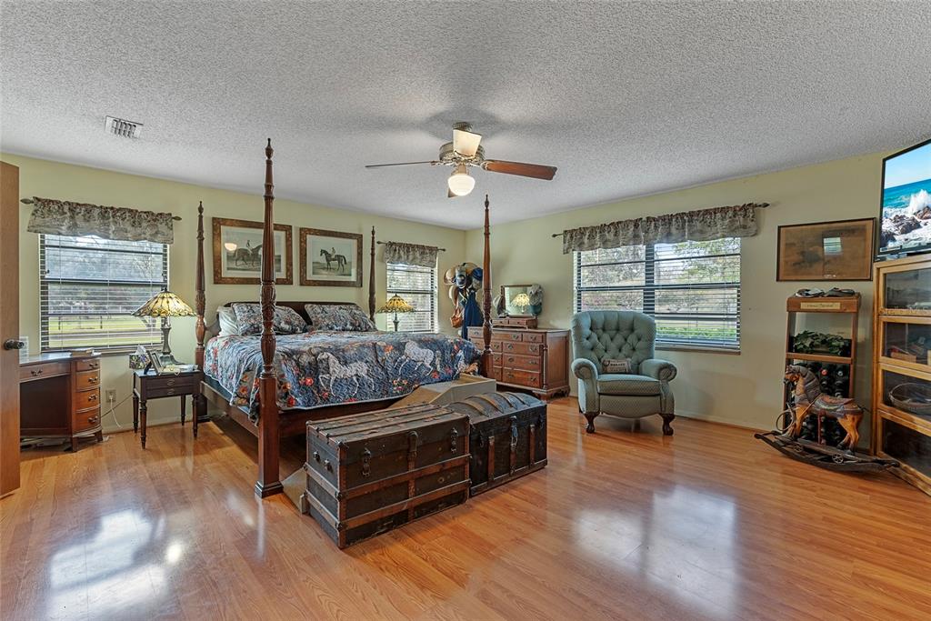 3634 Apfel Road Wesley Chapel, FL 33543 - Photo 15 of 37 Gallery Image 15