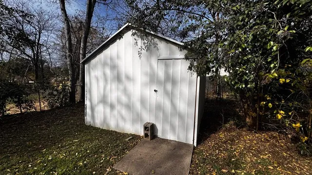 $1,400 | 4358 Lisbon Street, Fort Worth, TX 76107