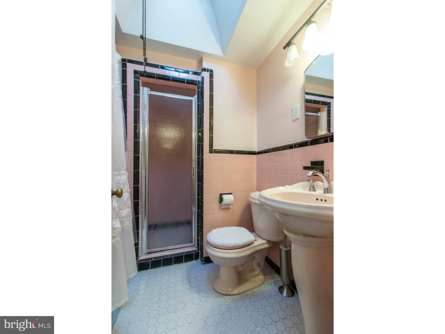 1311 Vernon Road Philadelphia, PA 19150 - Photo 12 of 22 Gallery Image 12