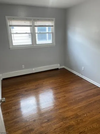 $2,500 | 409 Gable Lane, Linden, NJ 07036