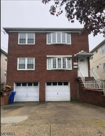 $2,600 | 409 Gable Lane, Linden, NJ 07036