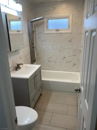 $2,600 | 409 Gable Lane, Linden, NJ 07036