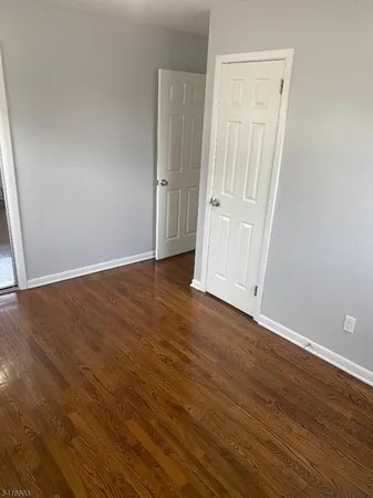 $2,500 | 409 Gable Lane, Linden, NJ 07036